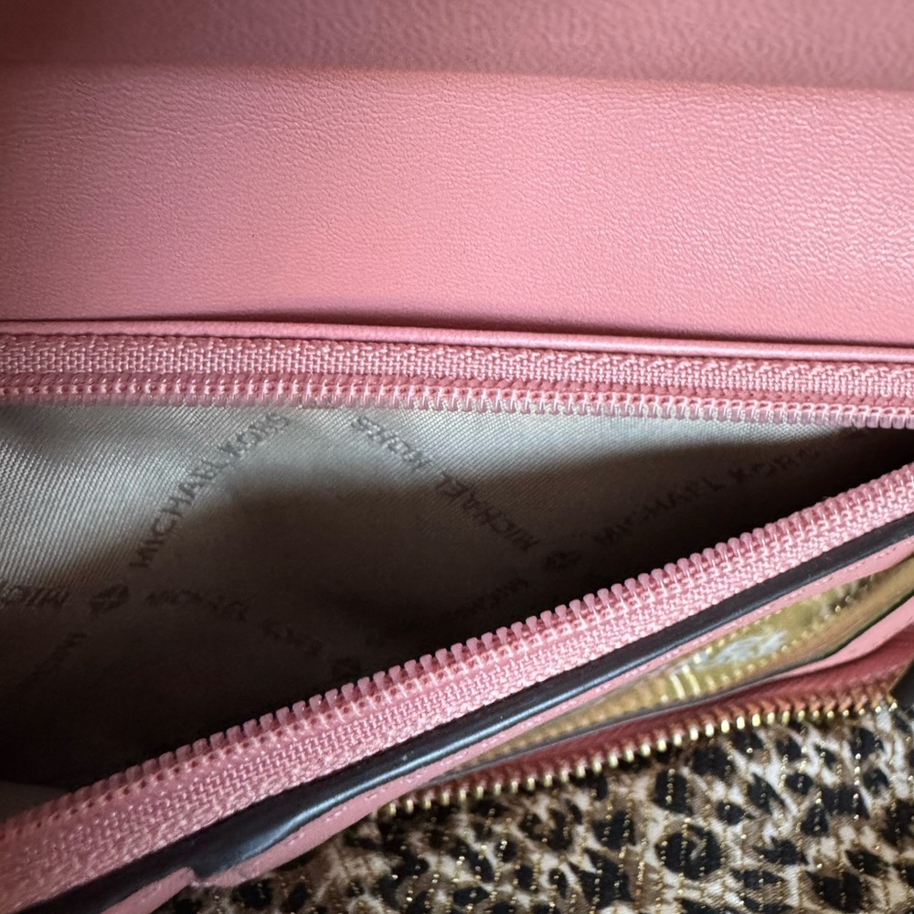 Michael Kors Pink Zip-Around Leather Wallet - Picture 11 of 12